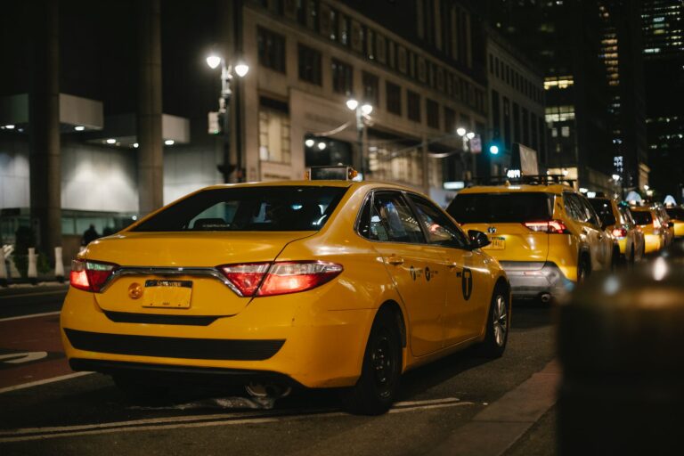How to Start a Successful Cab Taxi Business: Key Steps and Tips”